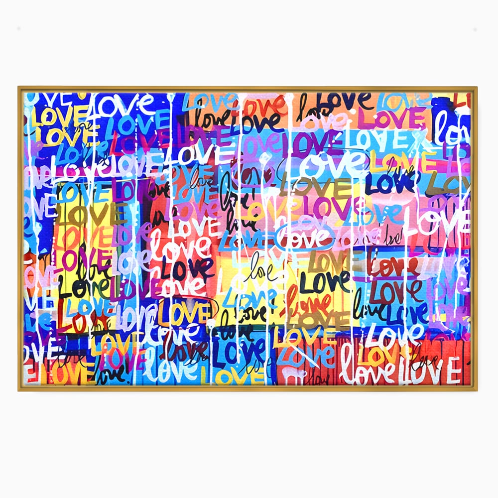 Tablou canvas cu tablou canvas cu graffiti colorat si cuvantul love, in rama de aluminiu auriu
